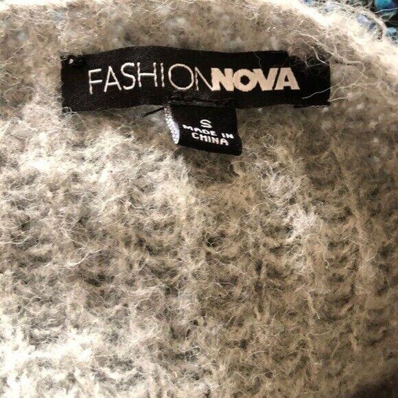 Fashion Nova cropped Soft gray sweater with aqua stripe On Sleeve Women’s Size S - Picture 8 of 9